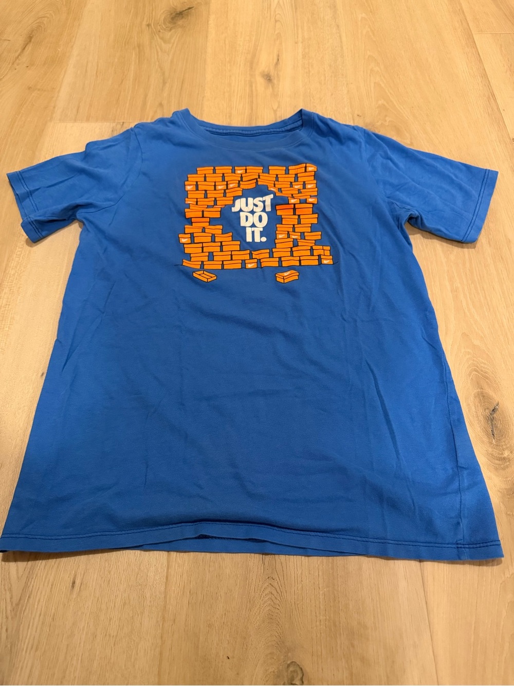 Nike Youth XL Blue 'Just Do It' shoeboxes Graphic Tee